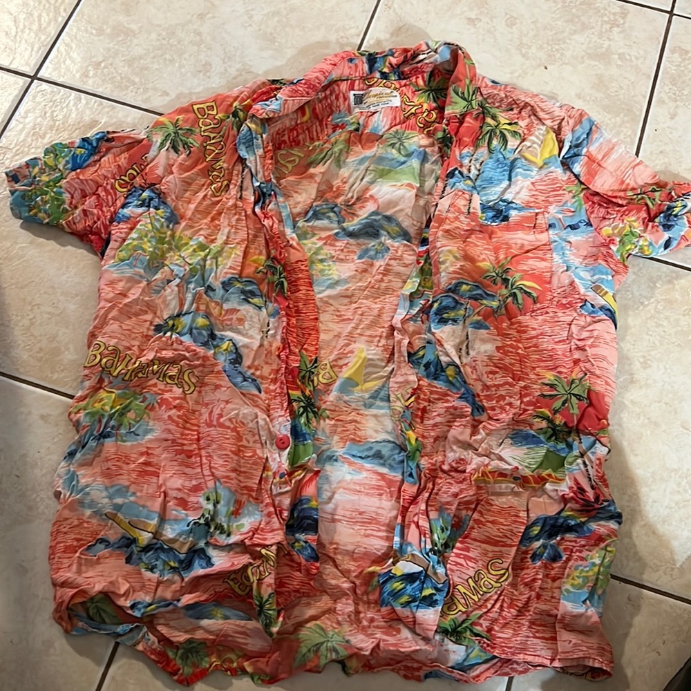 Tropical fashions top